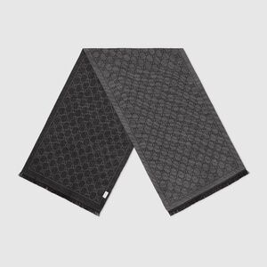 Gucci scarf